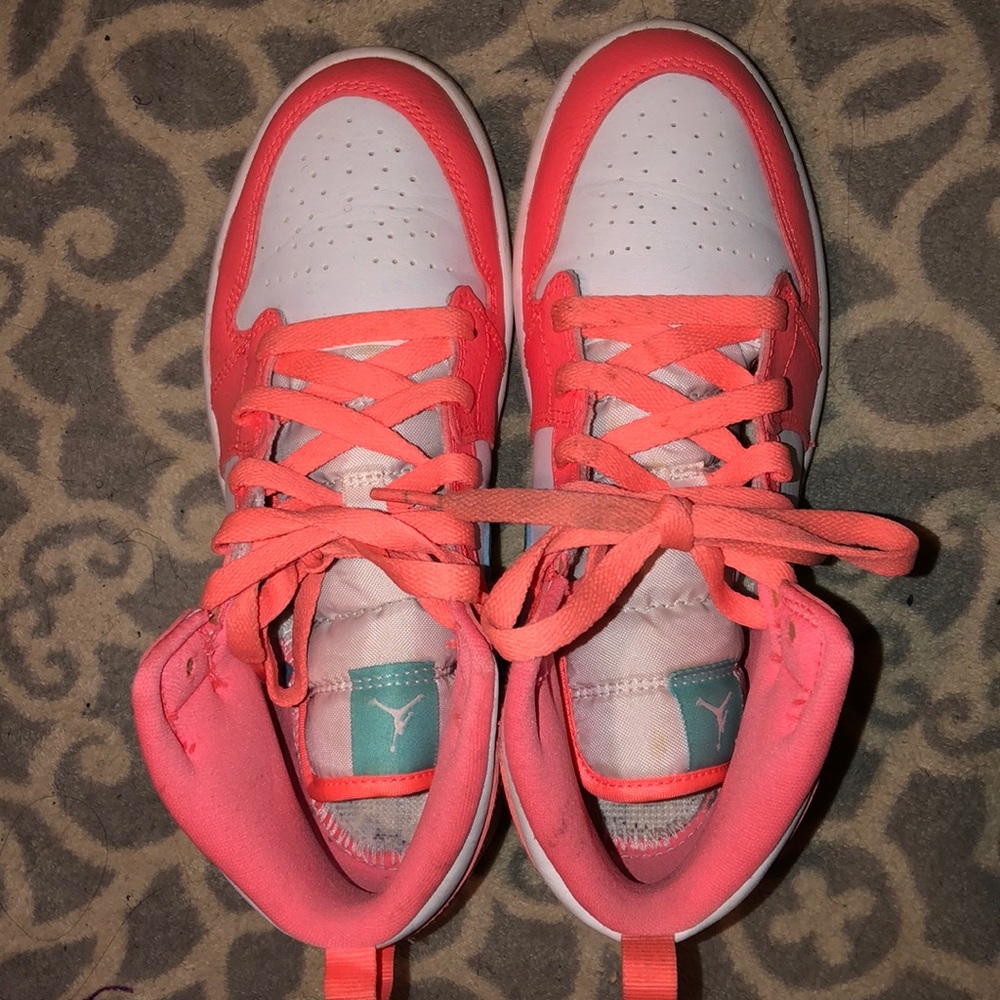 Air Jordan 1s Sneakers